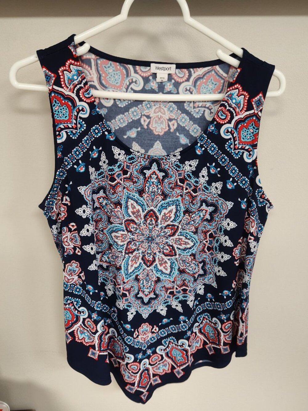 Women's Westport Rhinestone Accent Tank Top Handkerchief Hem Size Medium Petite - Picture 2 of 4